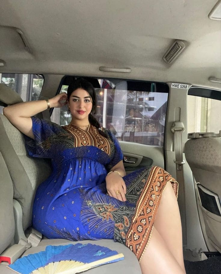 Girl For Night in Pakistan — evening-ready look preview — booking in Pakistan (Lahore, Islamabad, Karachi & more) — photo 5/15